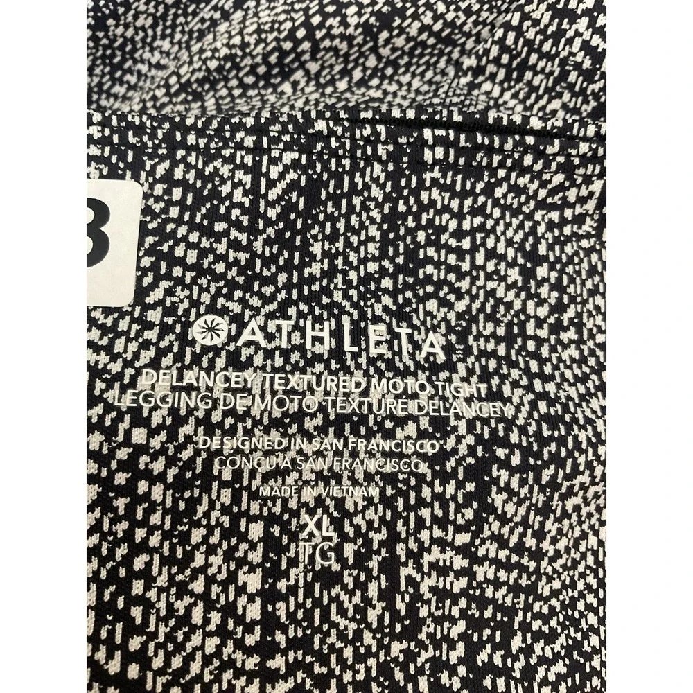 NWOT Athleta Women's XL Delancey‎ Skyline Textured Tight Black & White  736626